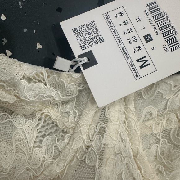 Zara Strapless Cream Lace Dress - Picture 2 of 2